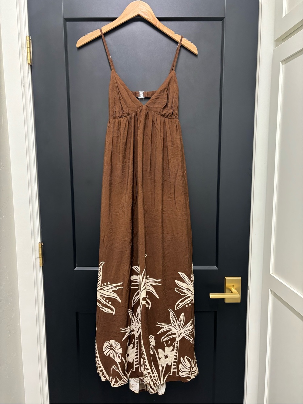 Abercrombie & Fitch Brown Bra Free Clasp Back Flowy Maxi Dress Palm Tree - Picture 2 of 9